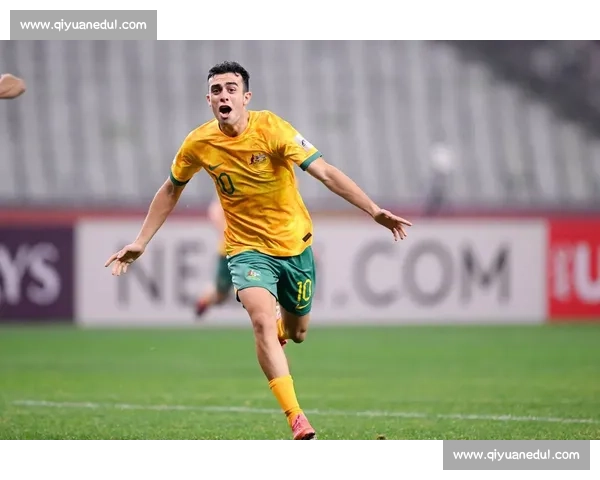 围绕速度型球员打造的现代足球战术革新与突破之路探索实战策略研究